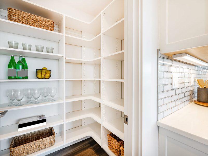 Walk-In-Pantry-Cabinets